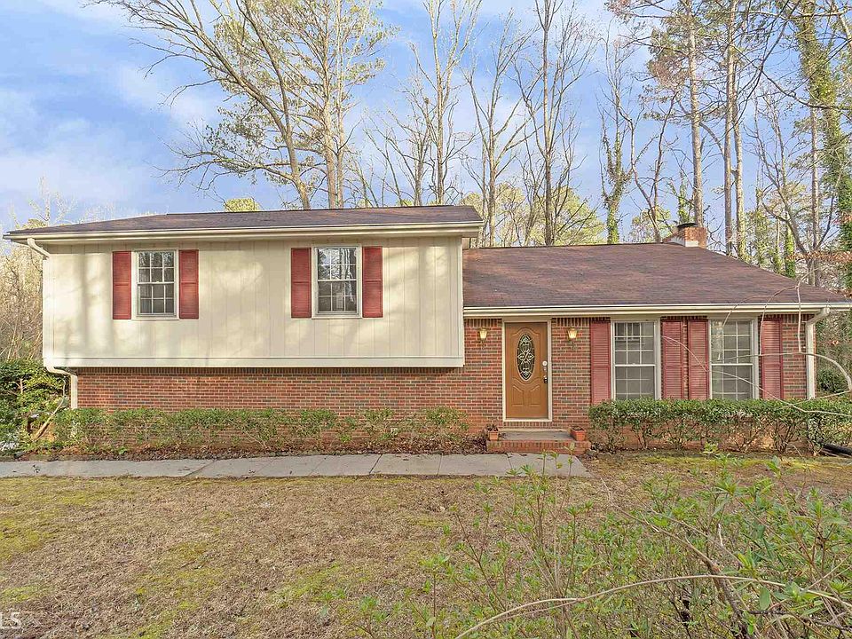 1st image of 614 Willowgreen Ct SE