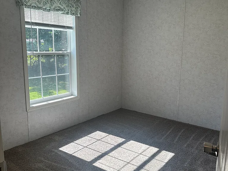 11 Zekes Ln — Photo 21