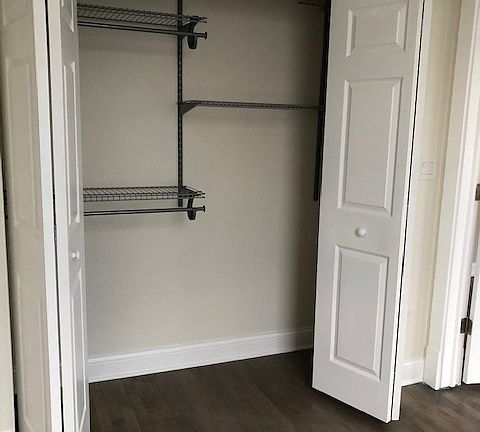 5th image of 2200 W Leland Ave #3F