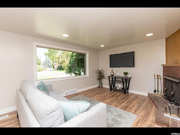 5th image of 1280 E Hyland Lake Dr