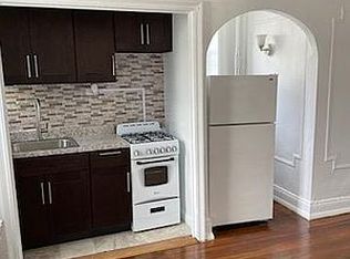 32-16 Crescent St UNIT 1-D, Astoria, NY 11106