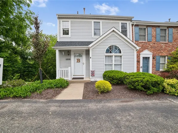 1808 Timberidge Dr, Bethel Park, PA 15102