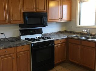 3711 Salem Walk APT A2, Northbrook, IL 60062