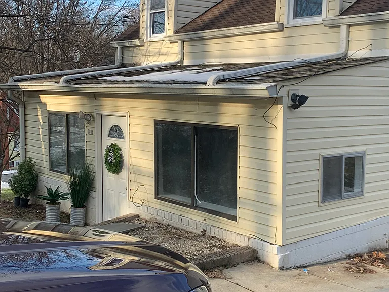 7608 Old Muirkirk Rd — Photo 3