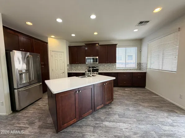3305 E Hawk Pl, Chandler, AZ 85286