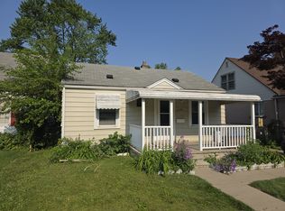 5376 Mayfair St, Dearborn Heights, MI 48125