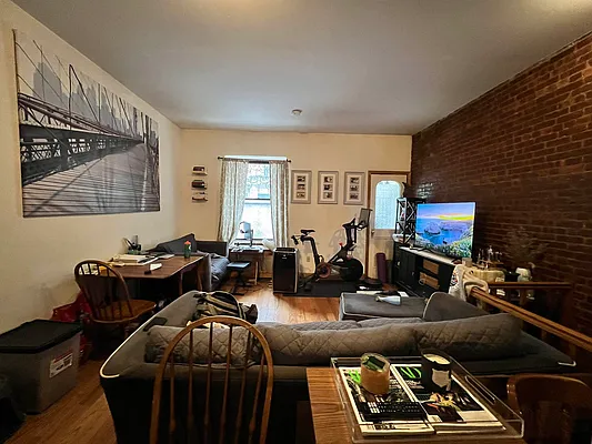 Rented by Oxford Property Group | media 14