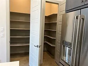 7706 Element Ave — Photo 8