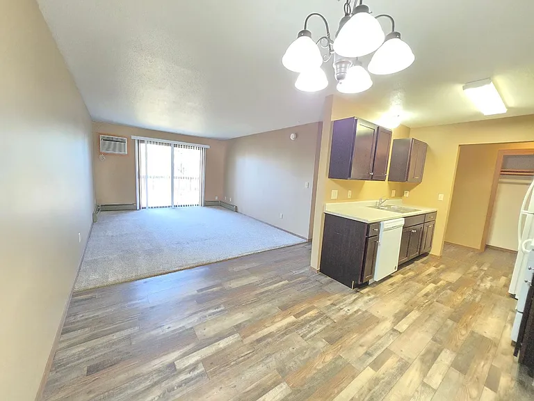 Chaplewood Apartments — Photo 2
