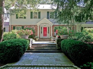 6 Thornewood Rd, Armonk, NY 10504