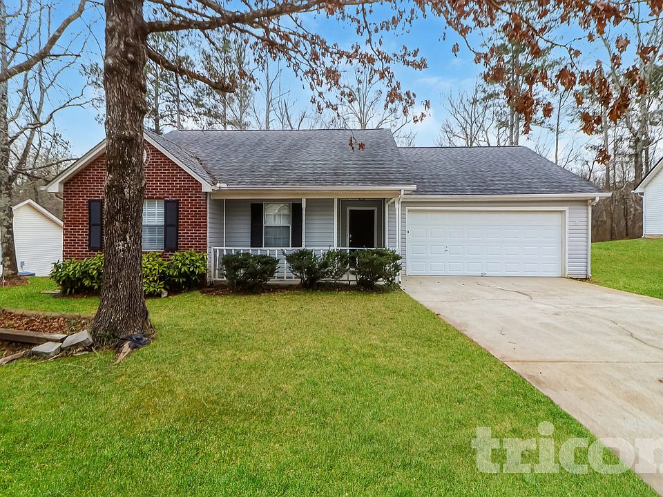 1st image of 85 Brandon Dr