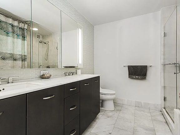 3rd image of 2 2nd St APT 1007