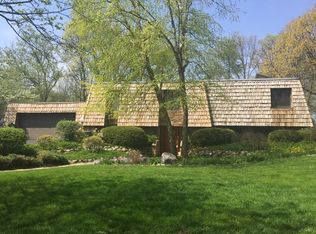 28W270 Timber Ln, West Chicago, IL 60185