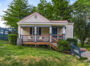 418 Cherry St, Bridgeport, WV 26330