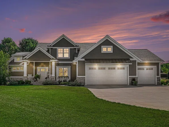 3561 Woodfield Ct, Hamilton, MI 49419