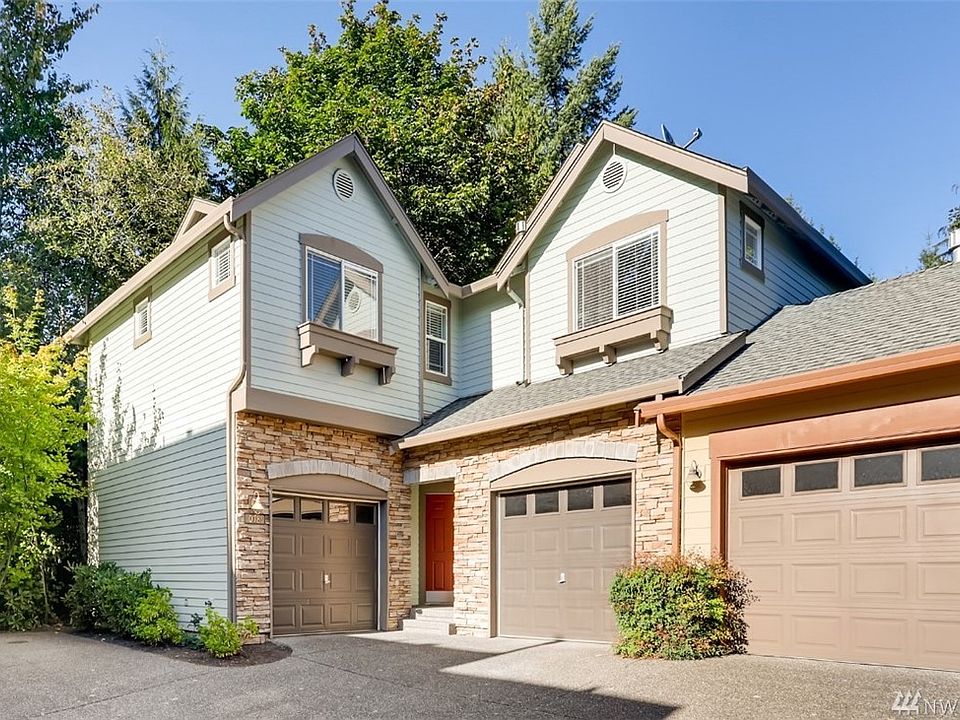 1st image of 10789 221st Ln NE #24