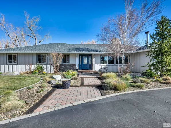 582 Green Acres Dr, Gardnerville, NV 89460