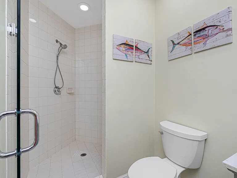 3313 Sunset Key Cir #701 — Photo 34