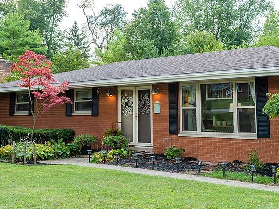 4th image of 2616 Green Hills Dr