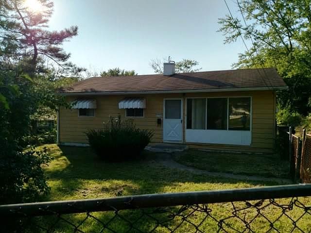 1st image of 1706 Monterey Ct
