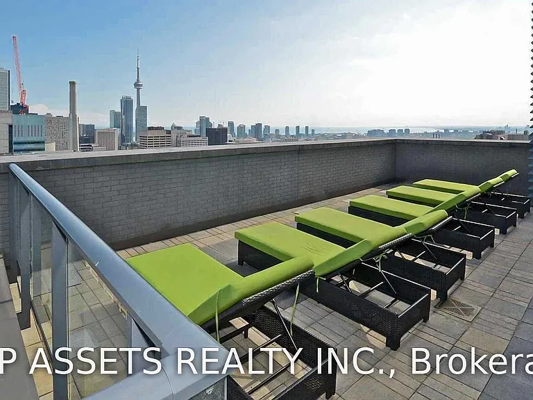 770 Bay St #1202 — Photo 38