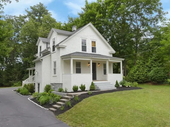 82 E Main St, Northborough, MA 01532