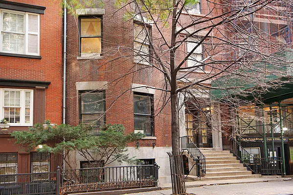 Rented by Corcoran | media 7