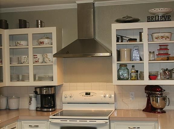 5th image of 2509 Butler St