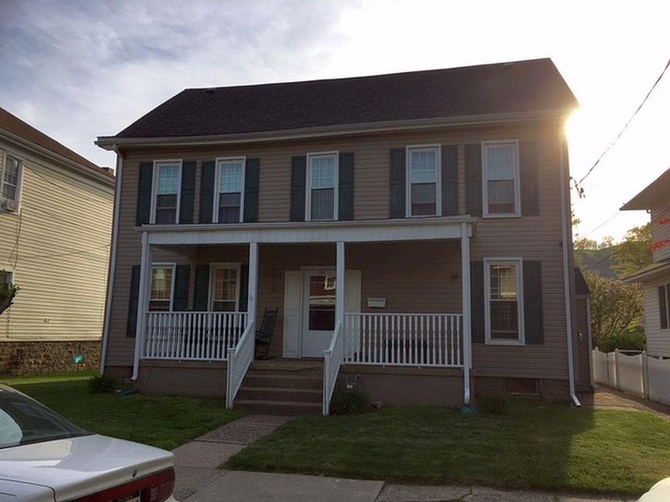 1st image of 1809 Main St
