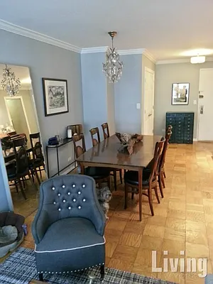 Sold by Living New York | media 10