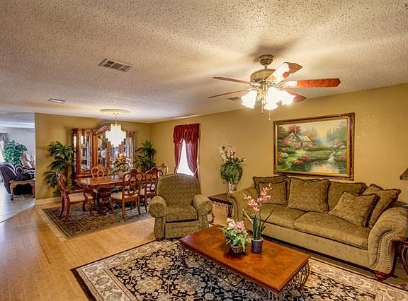 3rd image of 8019 Tin Cup Dr