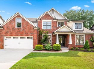 6112 Stillwater Trl, Flowery Branch, GA 30542