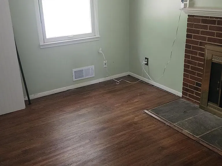 6507 Byron Ave — Photo 5