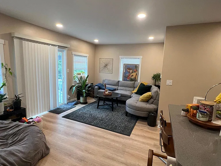 4805 Glenwood Ave — Photo 48