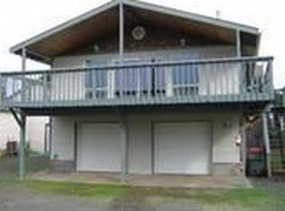 330 17th Ave, Seaside, OR 97138