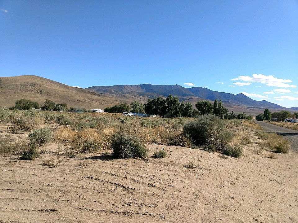 2nd image of 365 Ophir Rd