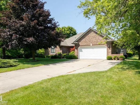 3023 Lindsay Ln, Port Huron, MI 48060