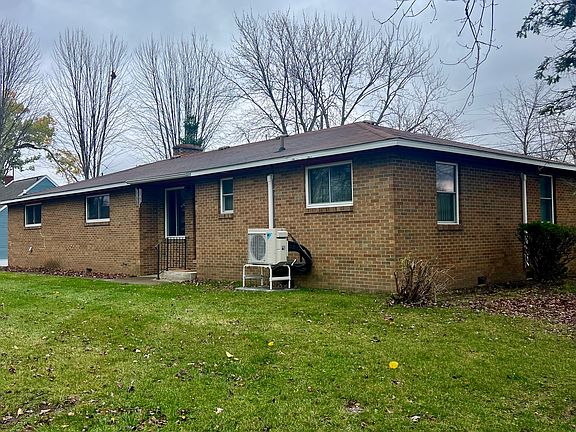 3rd image of 4455 Wilder Ct