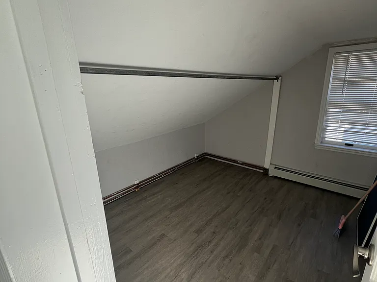 1522 E Main St #A — Photo 15