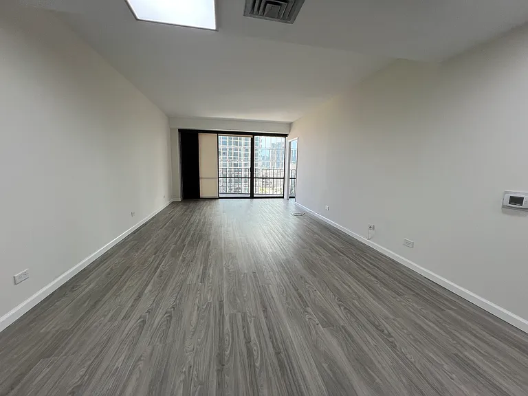 700 Richards St #1403 — Photo 4