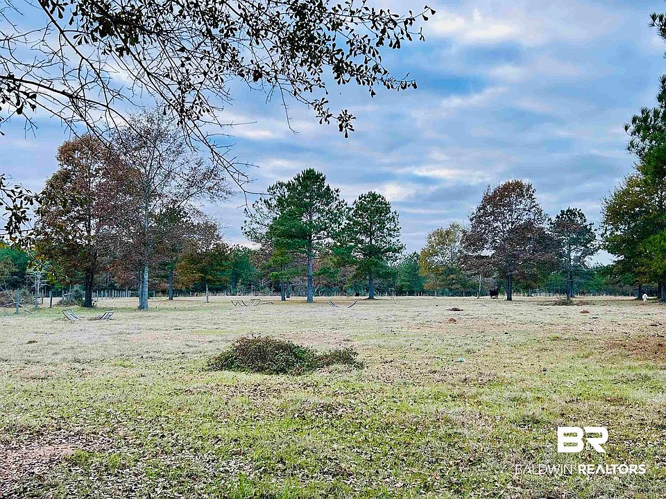 2nd image of 585 Dogwood Rd