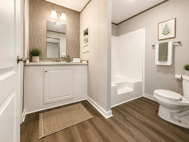 3 bed, 2.0 bath, 1056 sqft, $1,925 — Photo 4