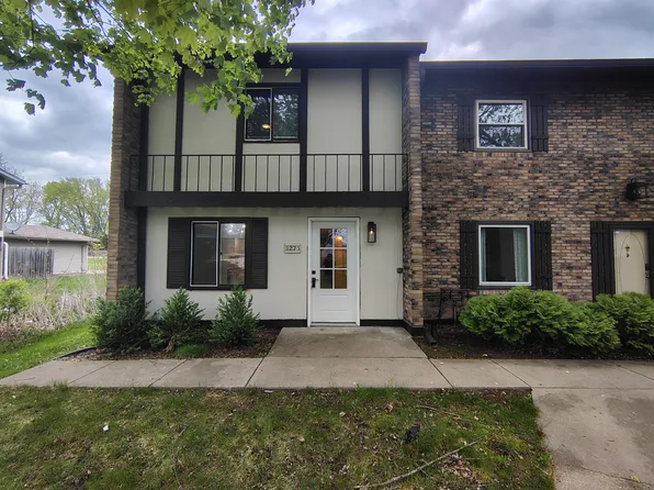 3273 Kimball Rd #1, Rockford, IL 61114