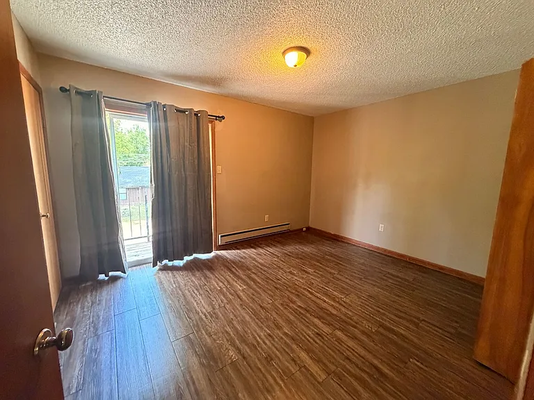 300 Market St — Photo 24