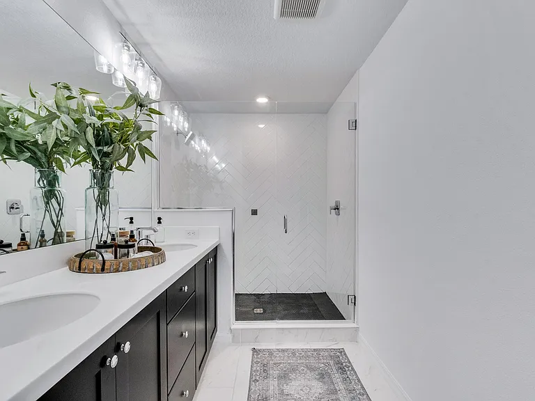8418 Sperry St — Photo 26