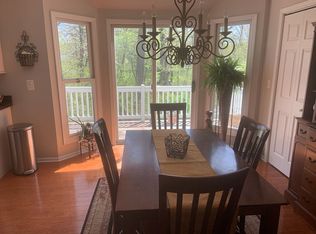 6N785 Elgin Ave, Saint charles, IL 60174