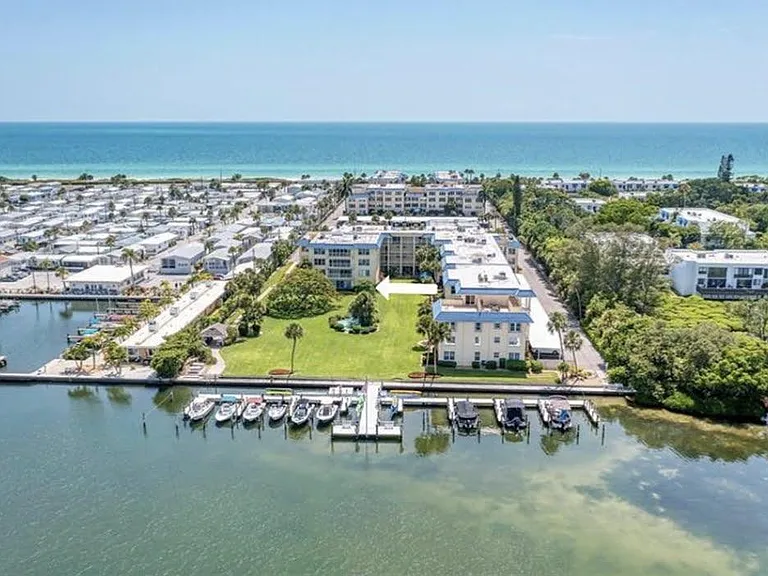 3806 Gulf Of Mexico Dr #208C — Photo 19