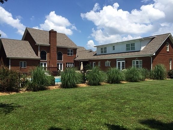 3rd image of 3225 Cascade Hills Dr NW
