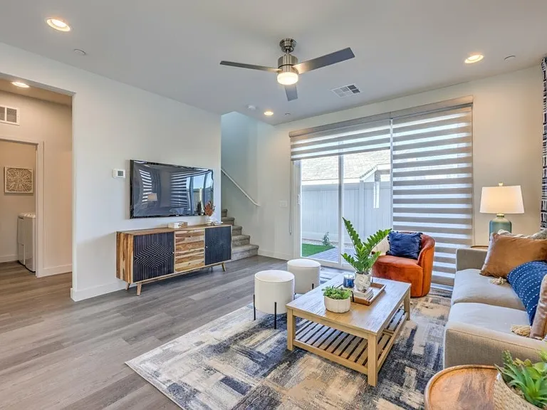 Serenity Townhomes — Photo 9