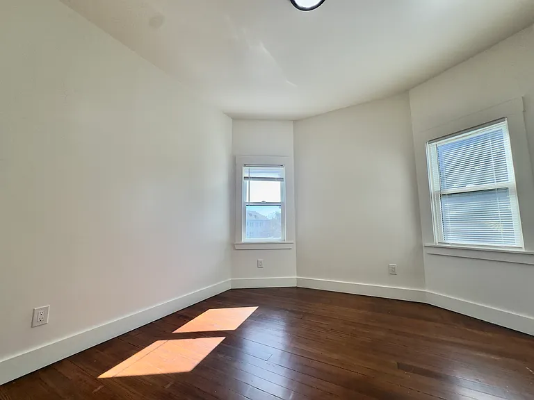 1303 Adeline St — Photo 46